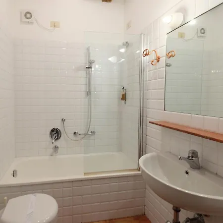 아이 도 모리 베니스