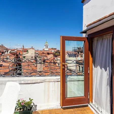 オテル アイ ドー モリ * ヴェネツィア